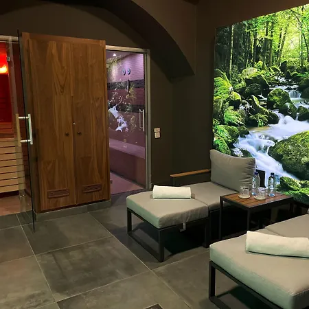 - Terme 4*
